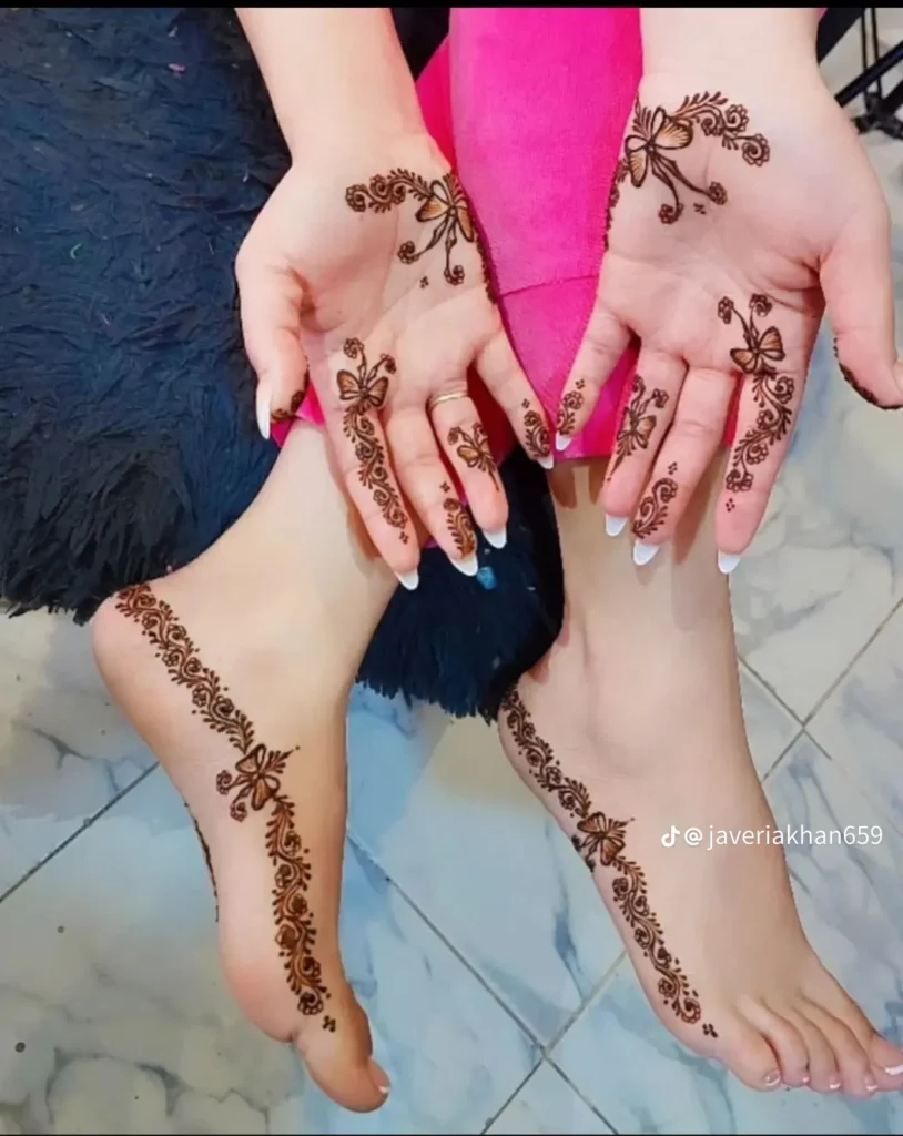 floral mehindi design